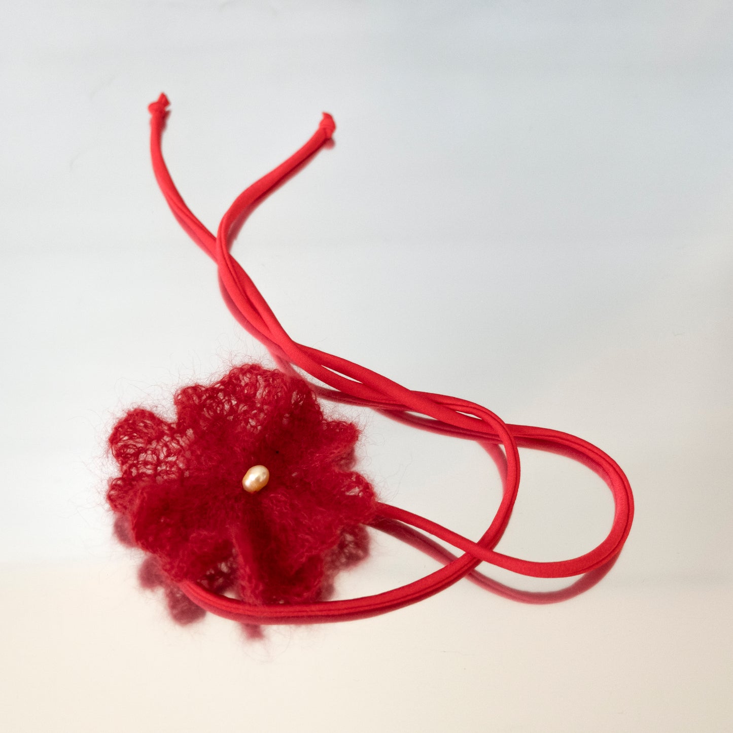 Tied up Water Lily (Red)