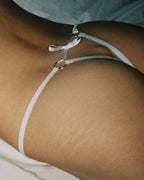 Peekaboo - Ouvert V String